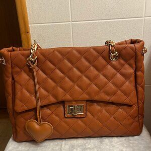 ELLO Quilted vegan leather Tote Bag in Brown